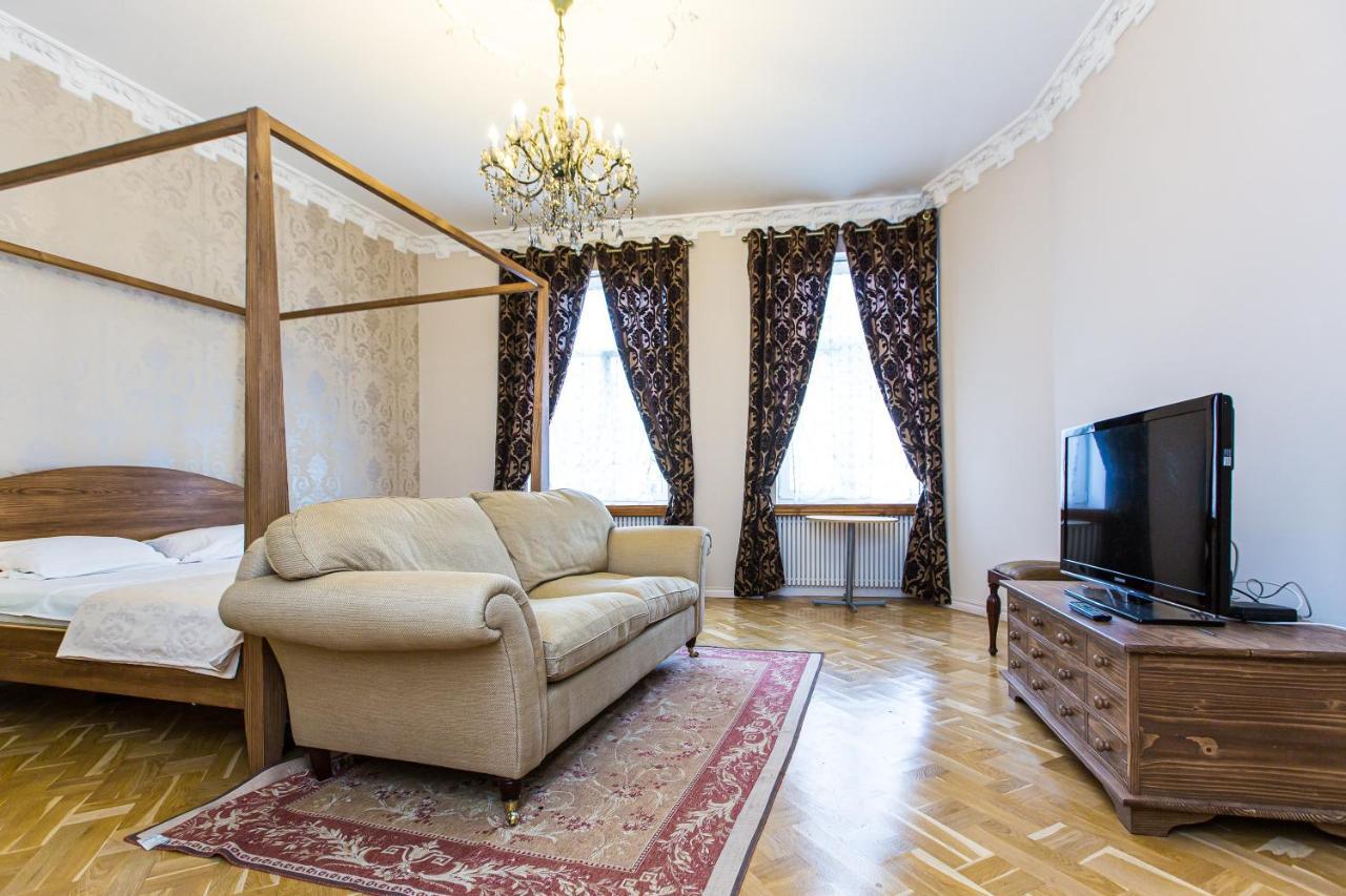 Австрійська Квартира В Центрі На Вулиці Михальчука 5 Leopoli Esterno foto