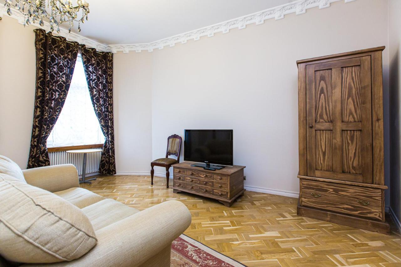 Австрійська Квартира В Центрі На Вулиці Михальчука 5 Leopoli Esterno foto